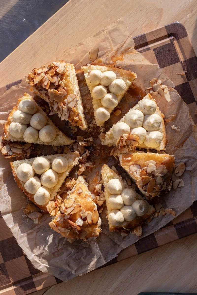 Overhead view of the bee sting cake.