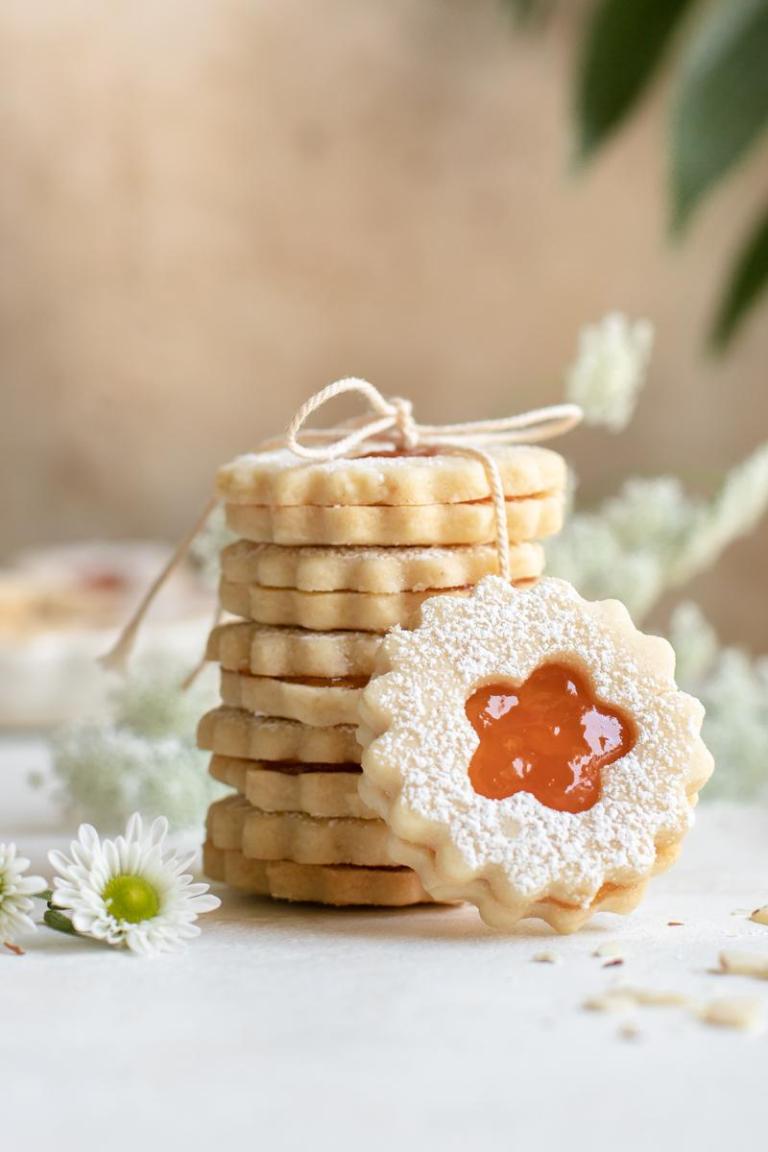 Apricot Almond Linzer Cookies