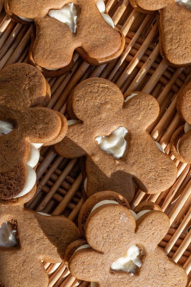 Close up of the gingerbread sandwich cookies.