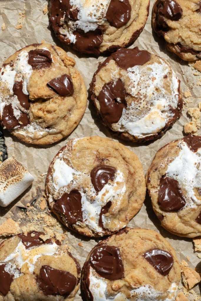 The s'mores cookies on a baking tray.