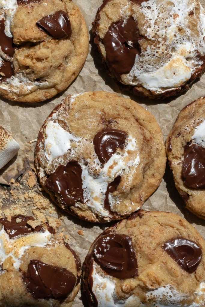 Close up of the s'mores chocolate chip cookies