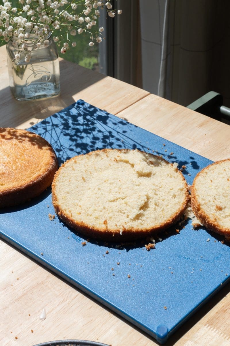 The cake sliced into 3 parts.