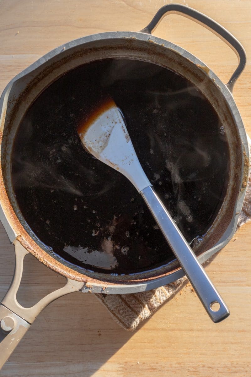 The gingerbread syrup in a pan.