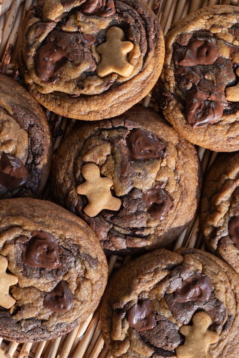 Close up of the brownie gingerbread chocolate chip cookies.