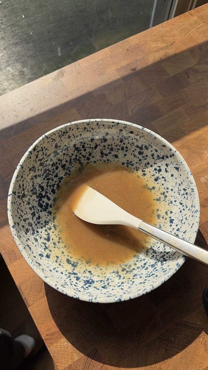 The wet ingredients mixed together.