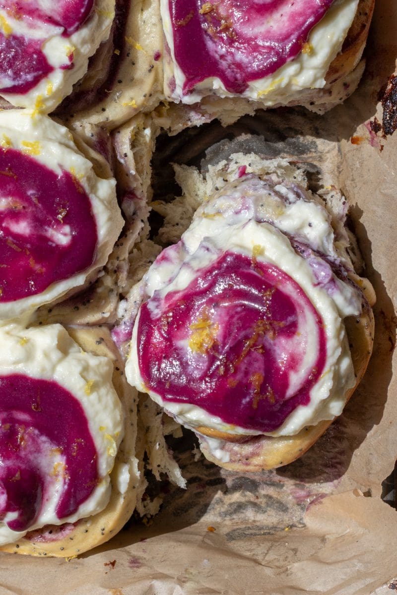 Close up of the blueberry lemon poppy seed rolls.